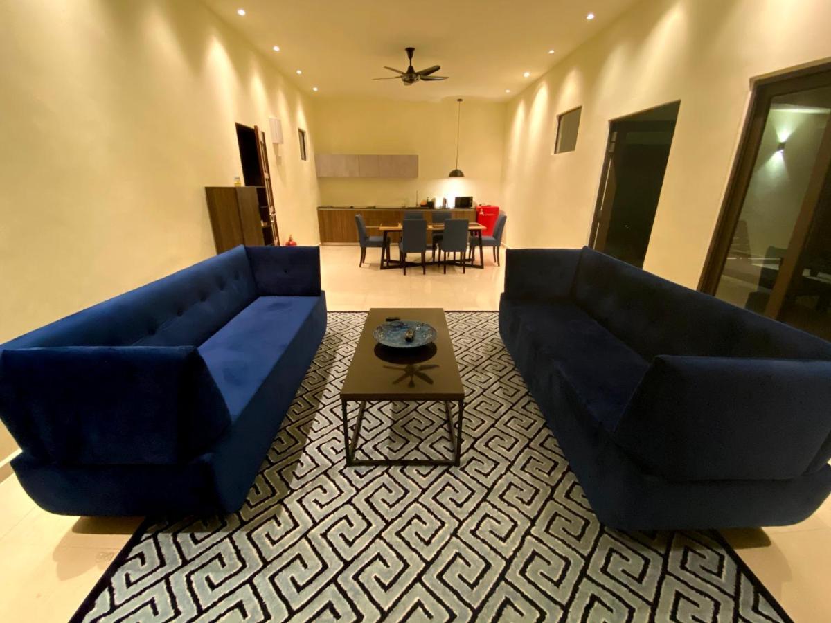 Charis Pool Villa 2 - 3 Bedroom With Private Pool Бентонг Екстер'єр фото