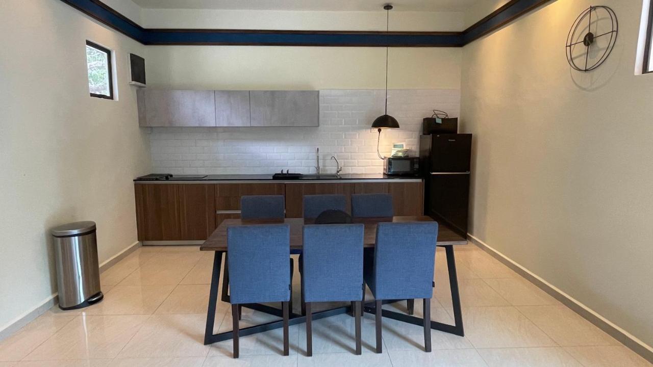 Charis Pool Villa 2 - 3 Bedroom With Private Pool Бентонг Екстер'єр фото